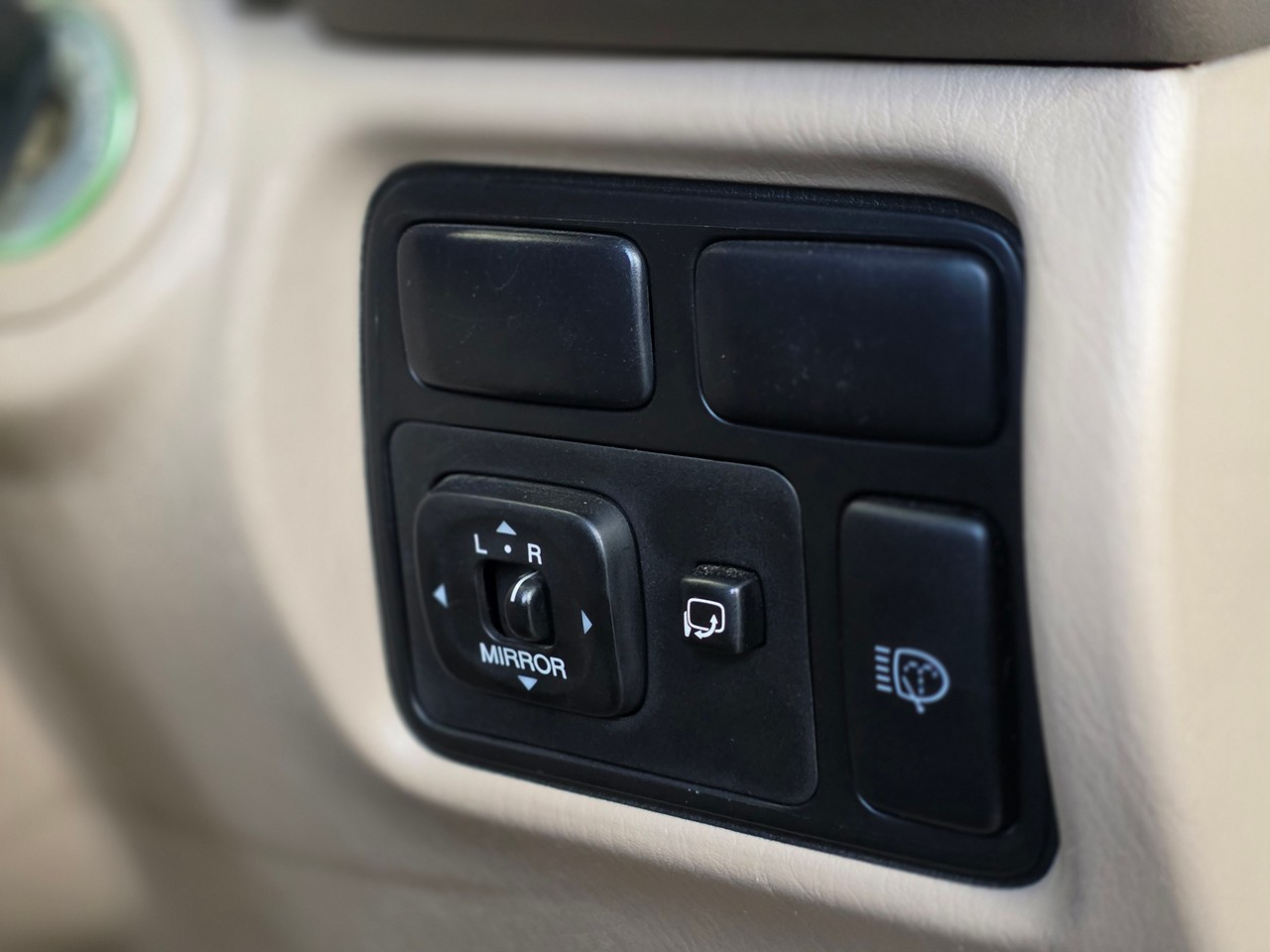 Toyota Land Cruiser  2000