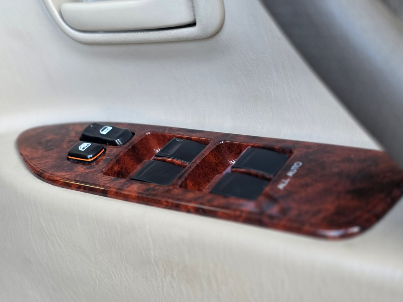 Toyota Land Cruiser  2000