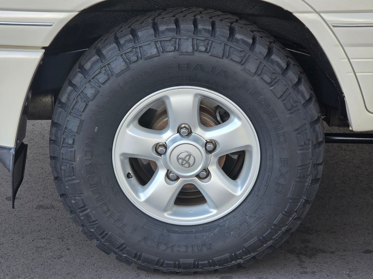 Toyota Land Cruiser  2000