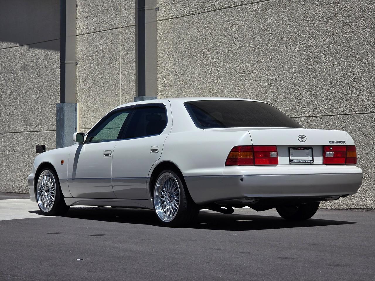Toyota Celsior  1999