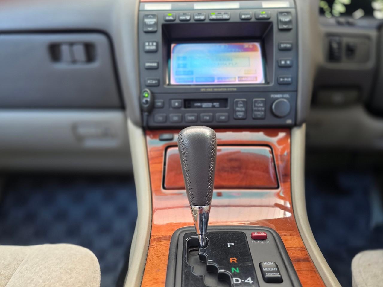 Toyota Celsior  1999
