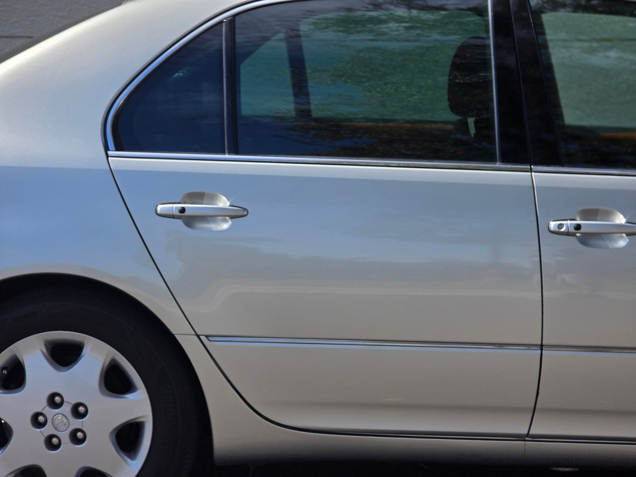 Toyota Celsior  2001