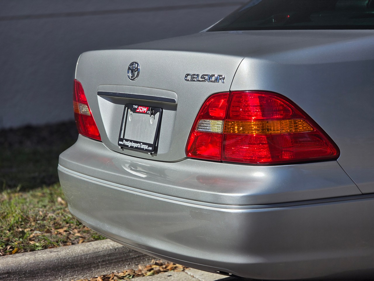 Toyota Celsior  2001