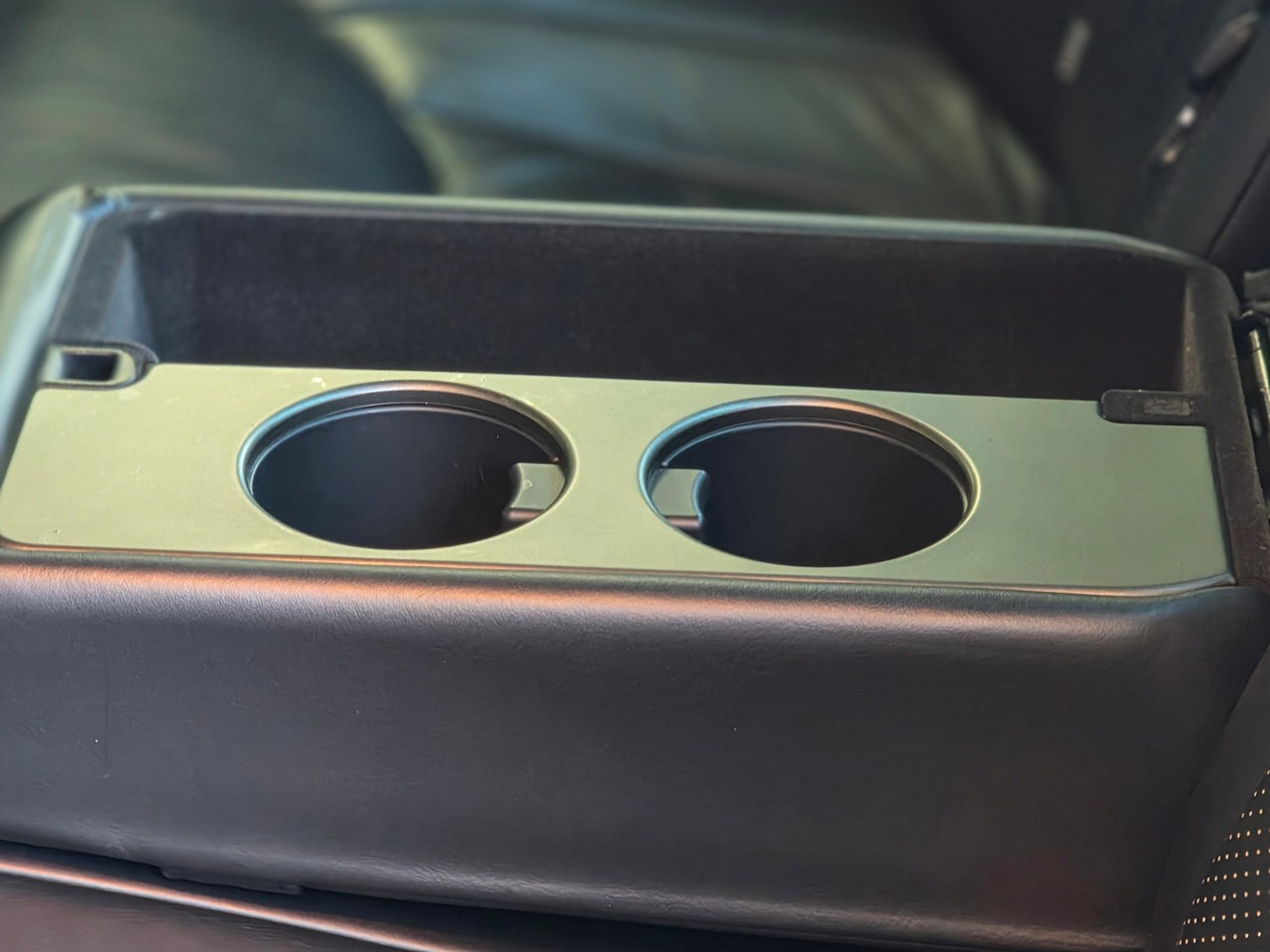 Toyota Celsior  2001