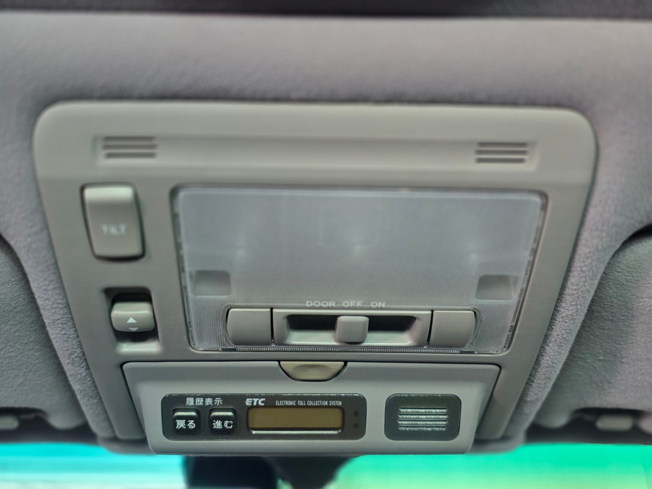 Toyota Celsior  2001