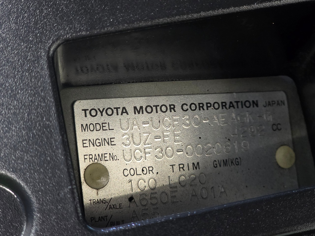 Toyota Celsior  2001