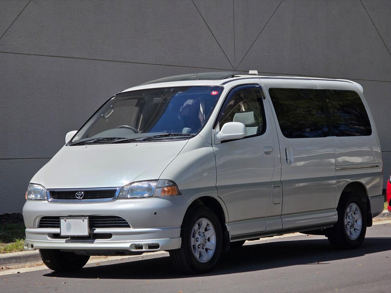 Toyota Granvia  1996
