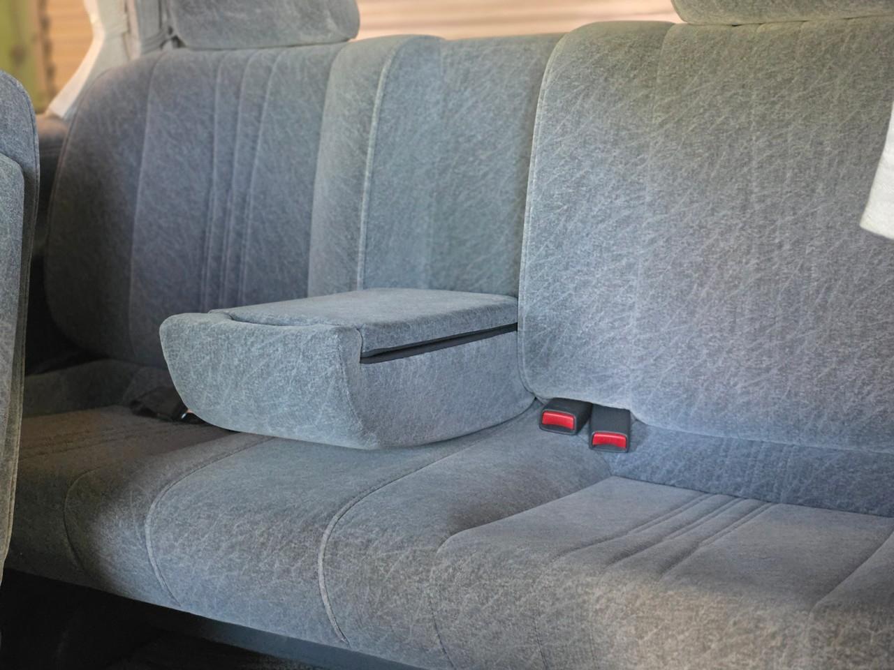 Toyota Granvia  1996