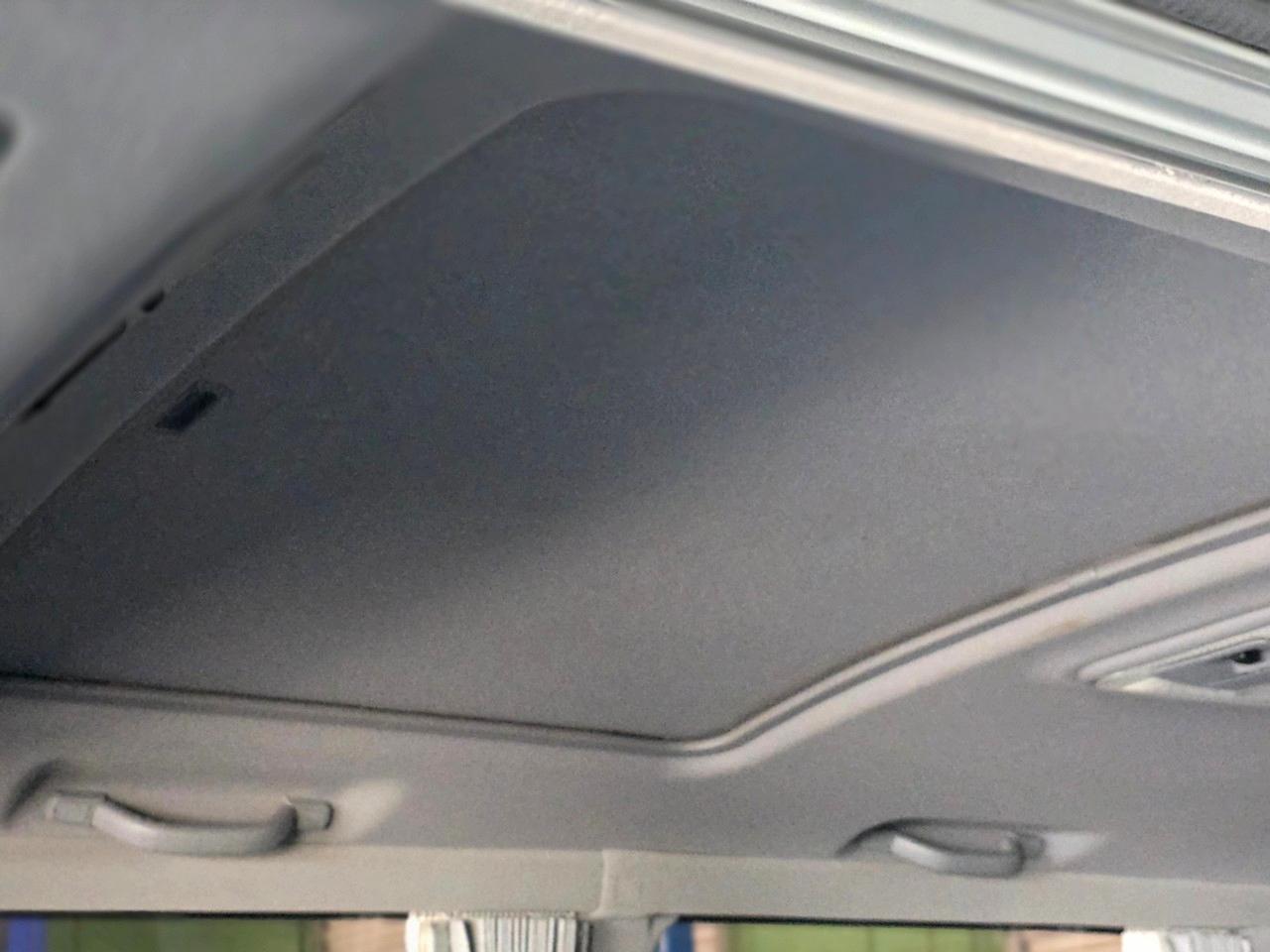 Toyota Granvia  1996