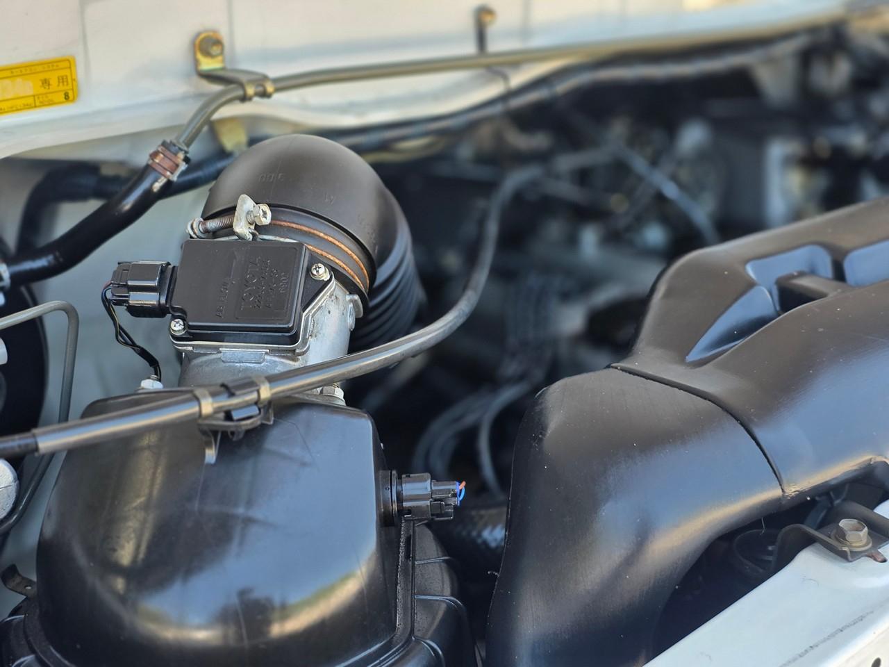 Toyota Granvia  1996