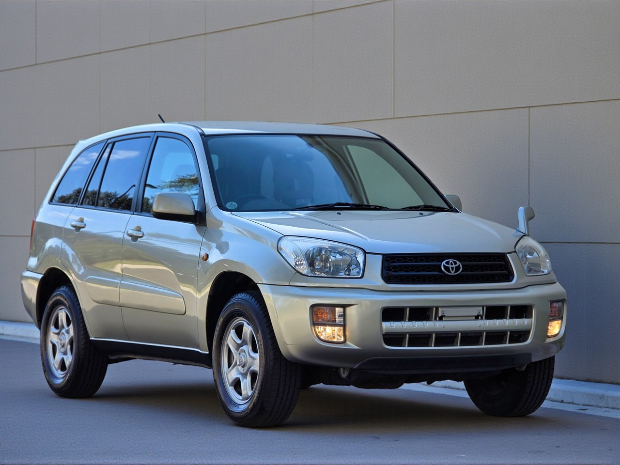 Toyota RAV4  2000