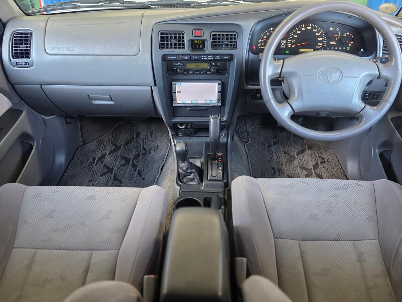 Toyota Hilux Surf  2001