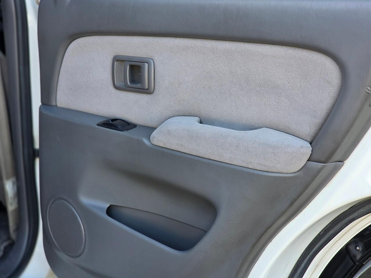 Toyota Hilux Surf  2001