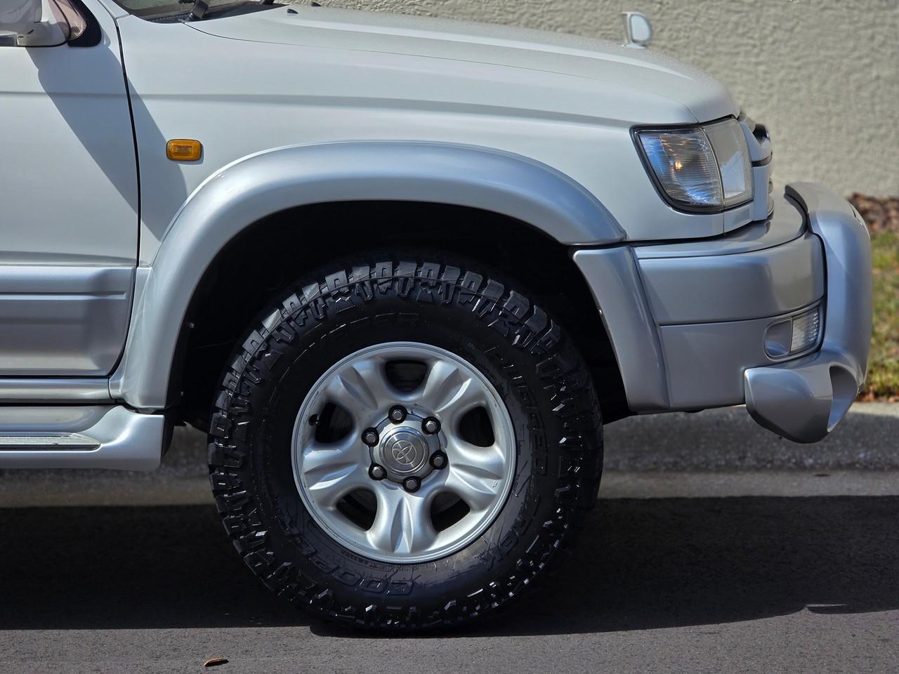 Toyota Hilux Surf  2001