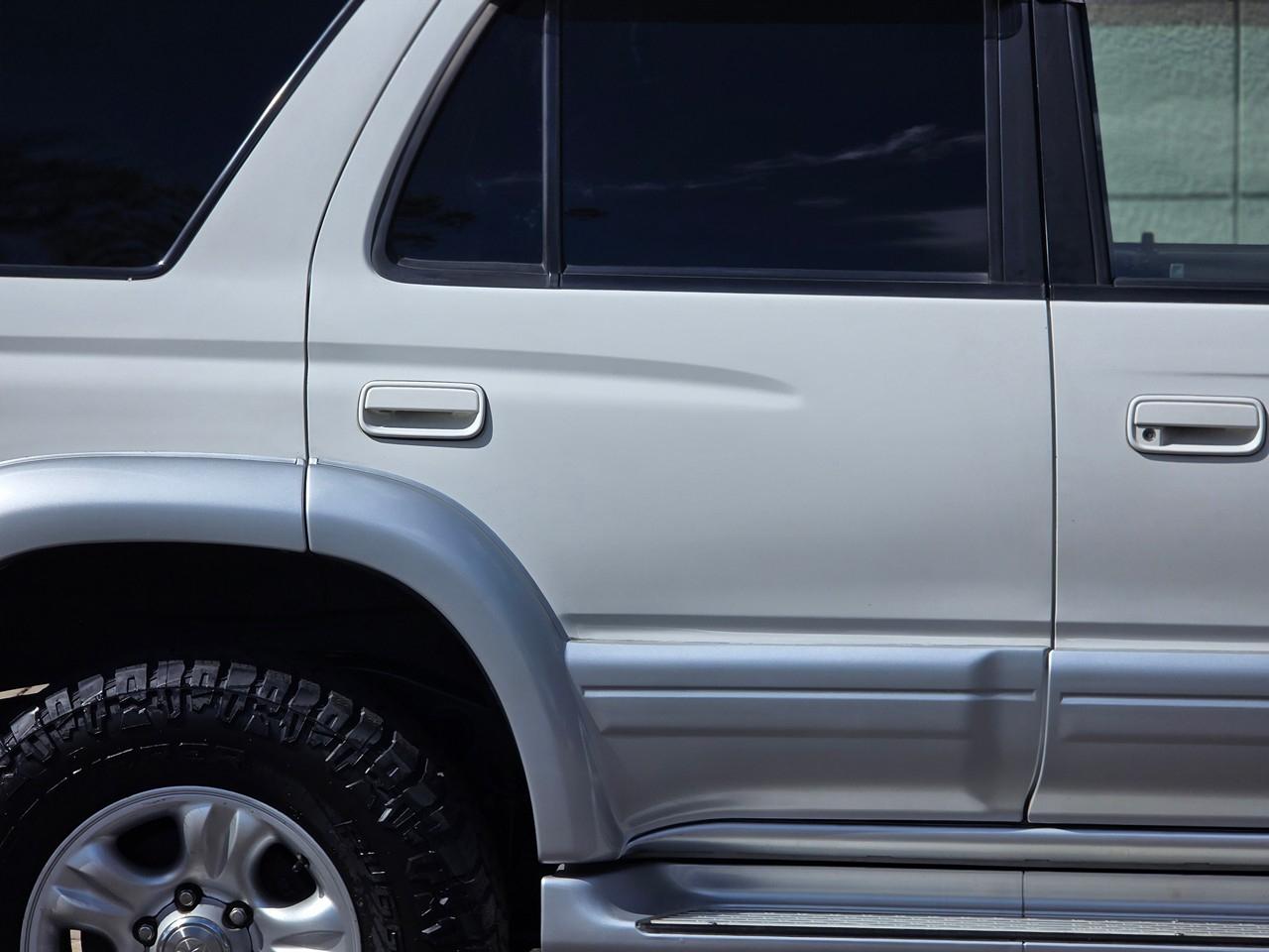 Toyota Hilux Surf  2001