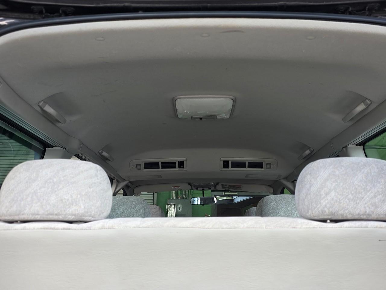 Toyota Hiace Regius  1998