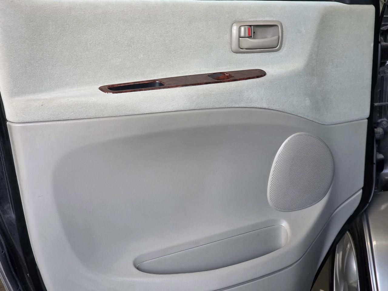 Toyota Hiace Regius  1998