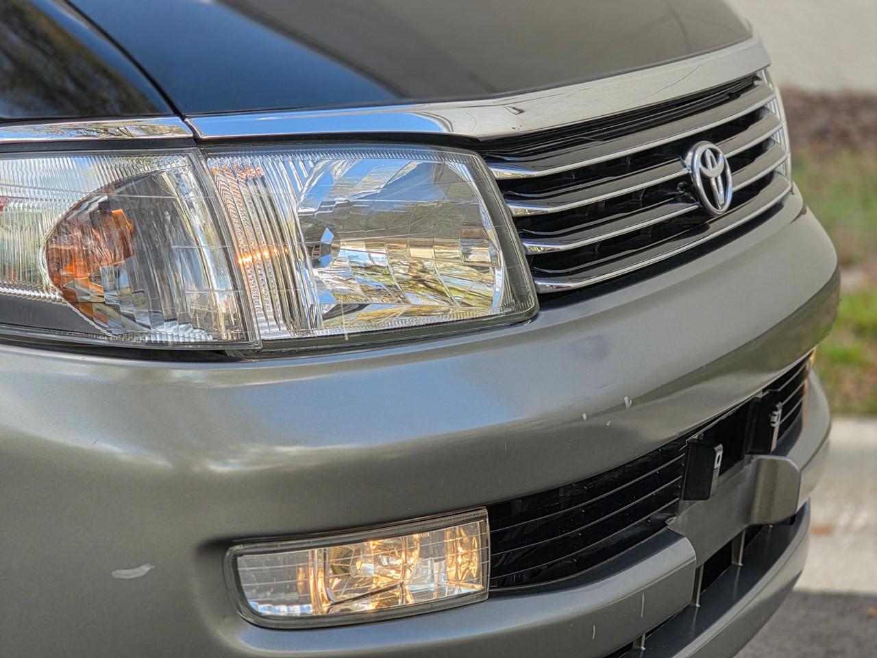 Toyota Hiace Regius  1998