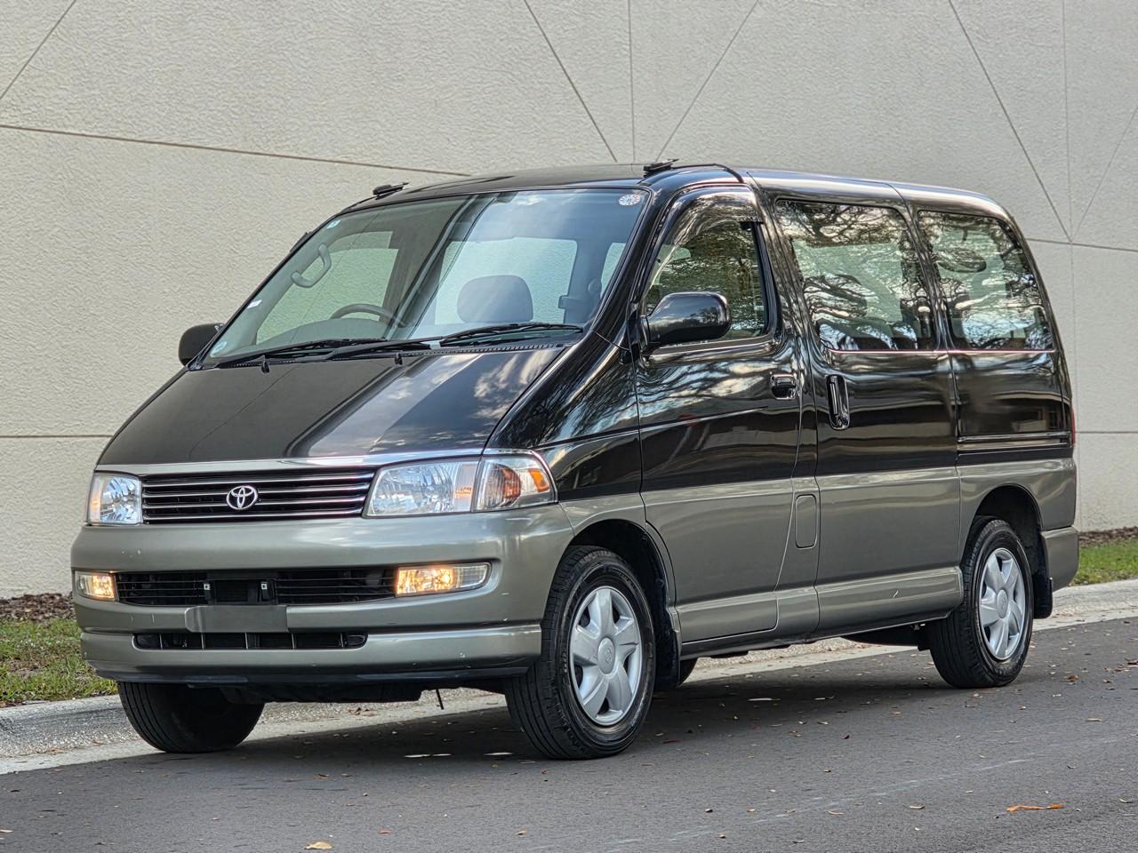 Toyota Hiace Regius  1998