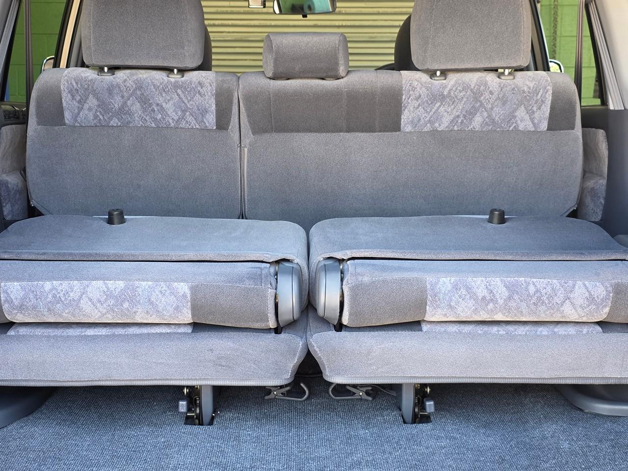 Toyota Land Cruiser Prado  2001