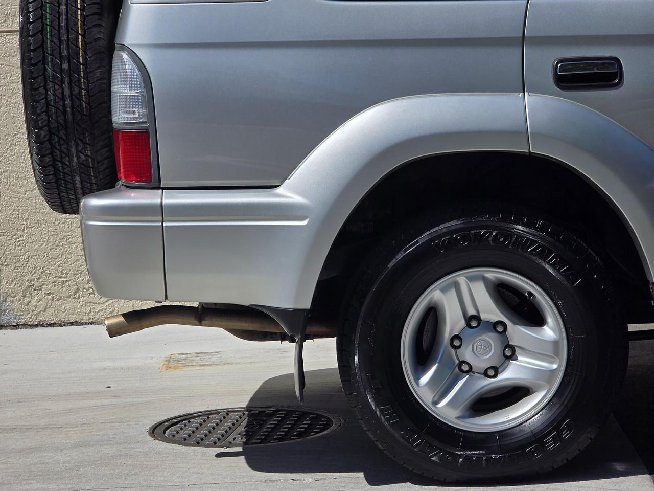 Toyota Land Cruiser Prado  2001