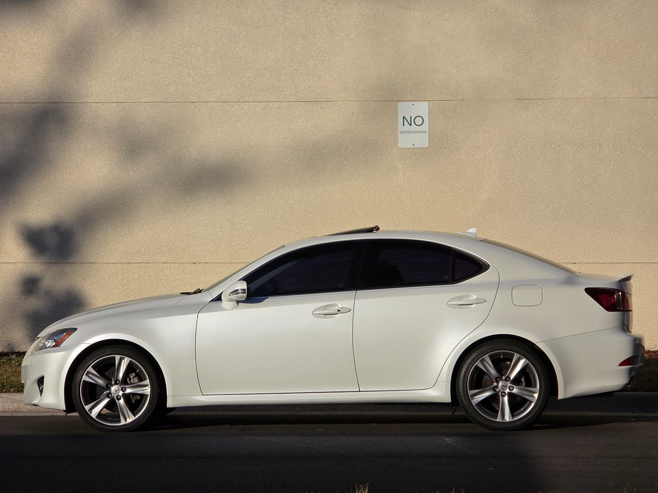 Lexus IS 250 RWD 2011