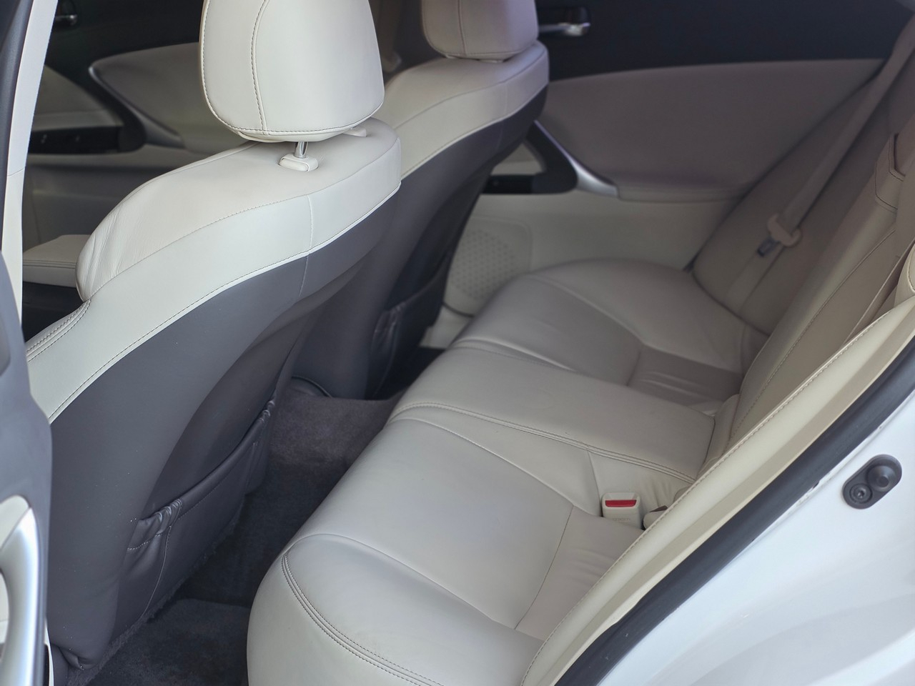 Lexus IS 250 RWD 2011