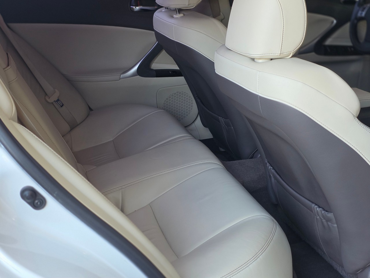 Lexus IS 250 RWD 2011