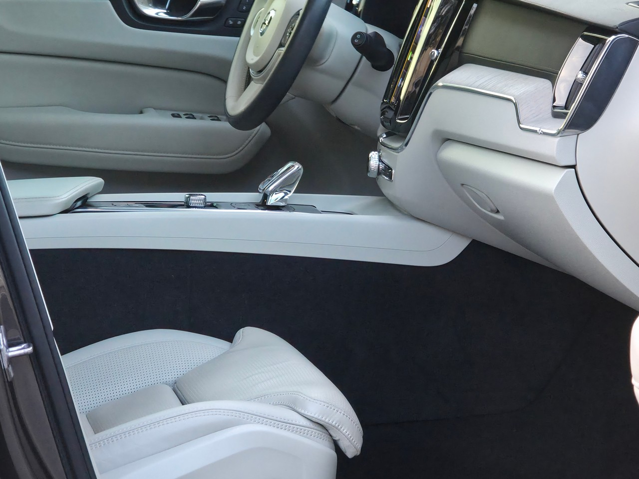 Volvo XC60 B5 Inscription 2022