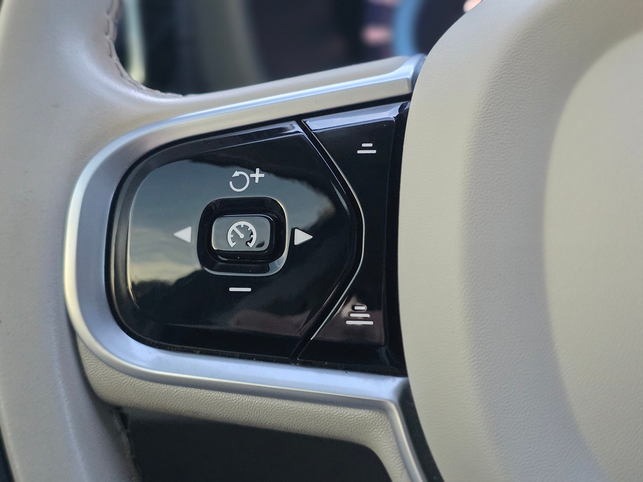 Volvo XC60 B5 Inscription 2022