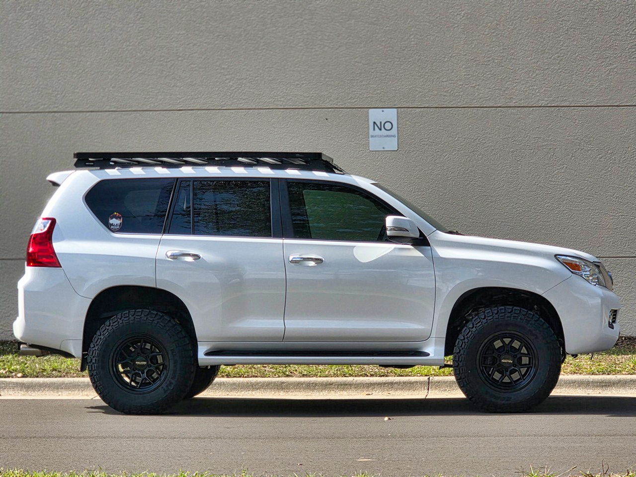 Lexus GX 460 Sport Utility 2011