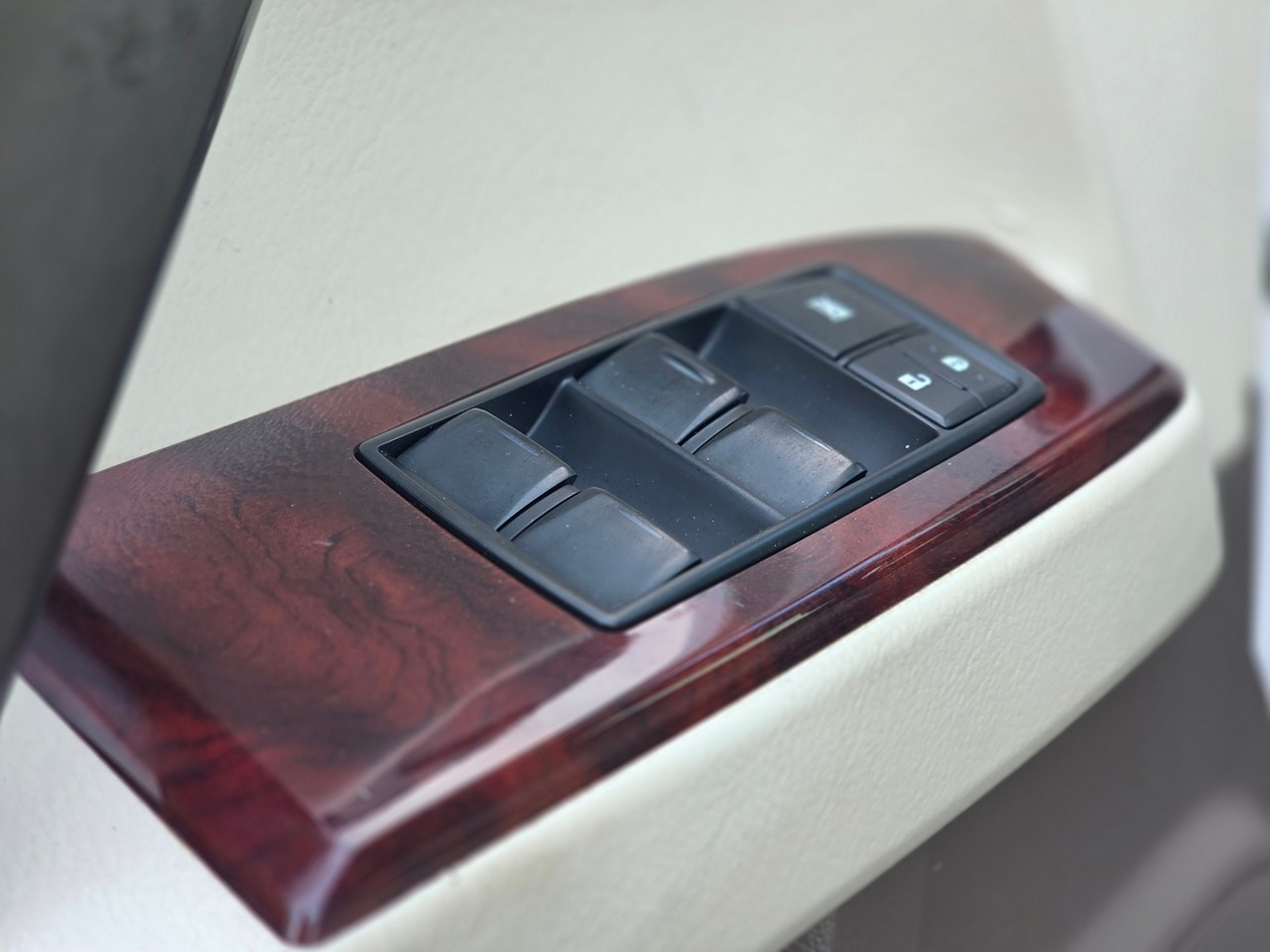 Lexus GX 460 Sport Utility 2011