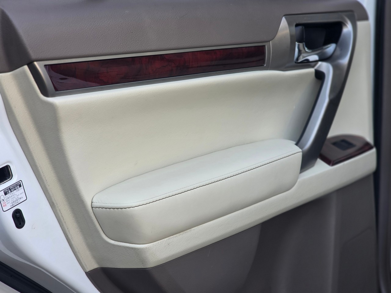 Lexus GX 460 Sport Utility 2011