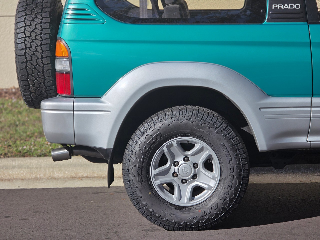 Toyota Land Cruiser Prado  1996