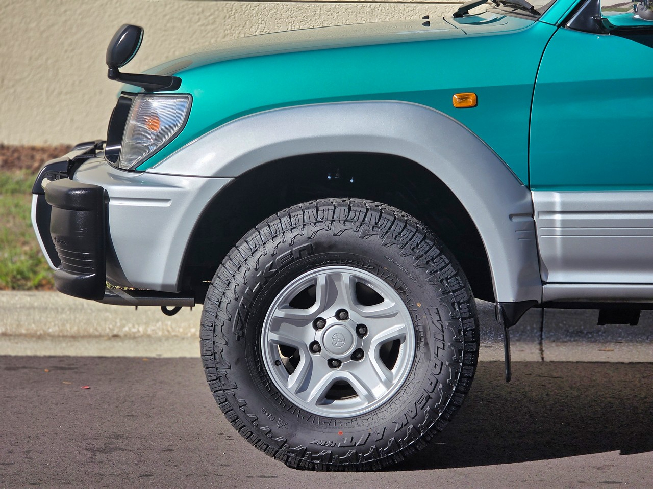 Toyota Land Cruiser Prado  1996