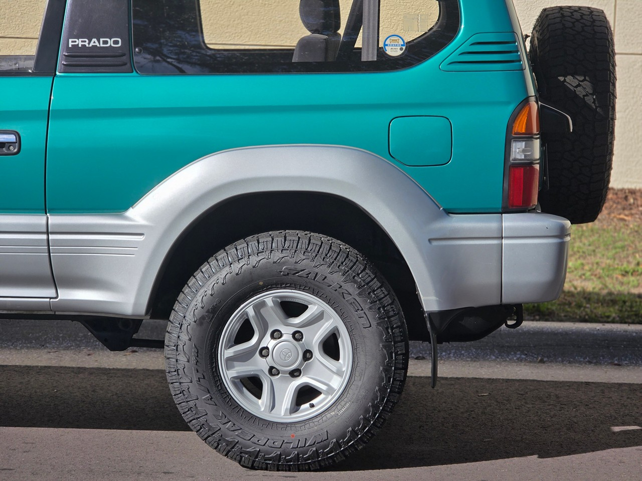 Toyota Land Cruiser Prado  1996