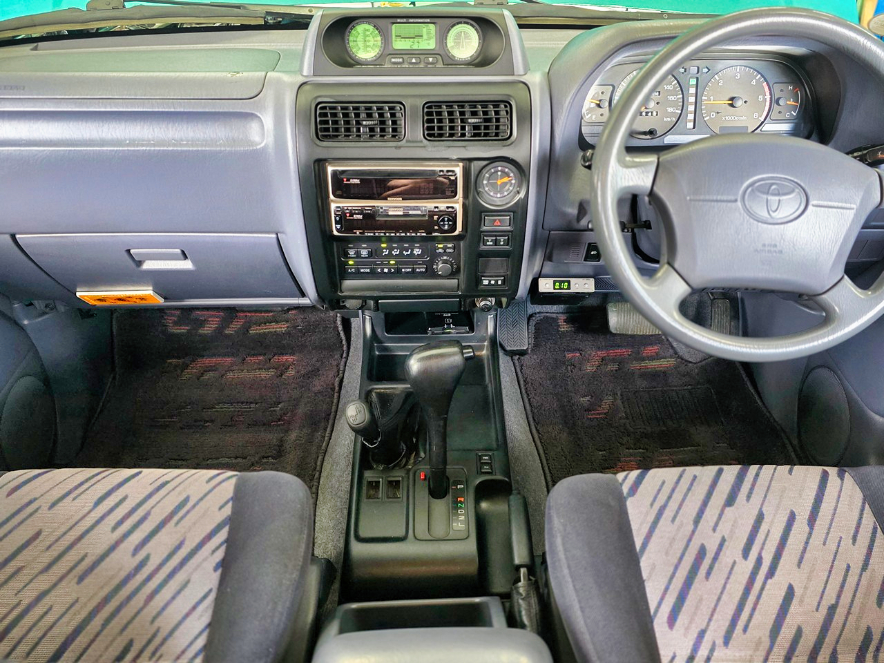 Toyota Land Cruiser Prado  1996