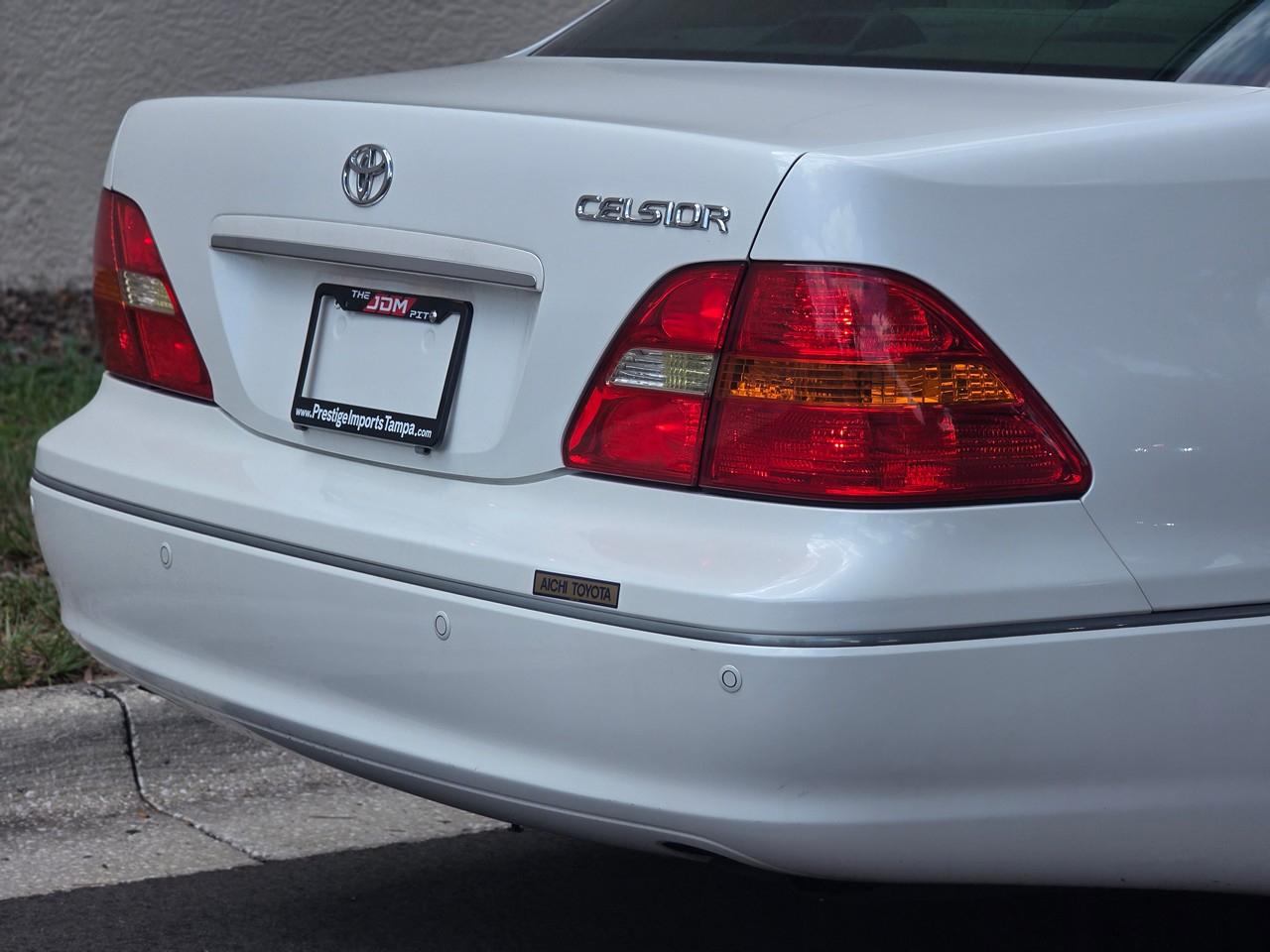 Toyota Celsior  2000