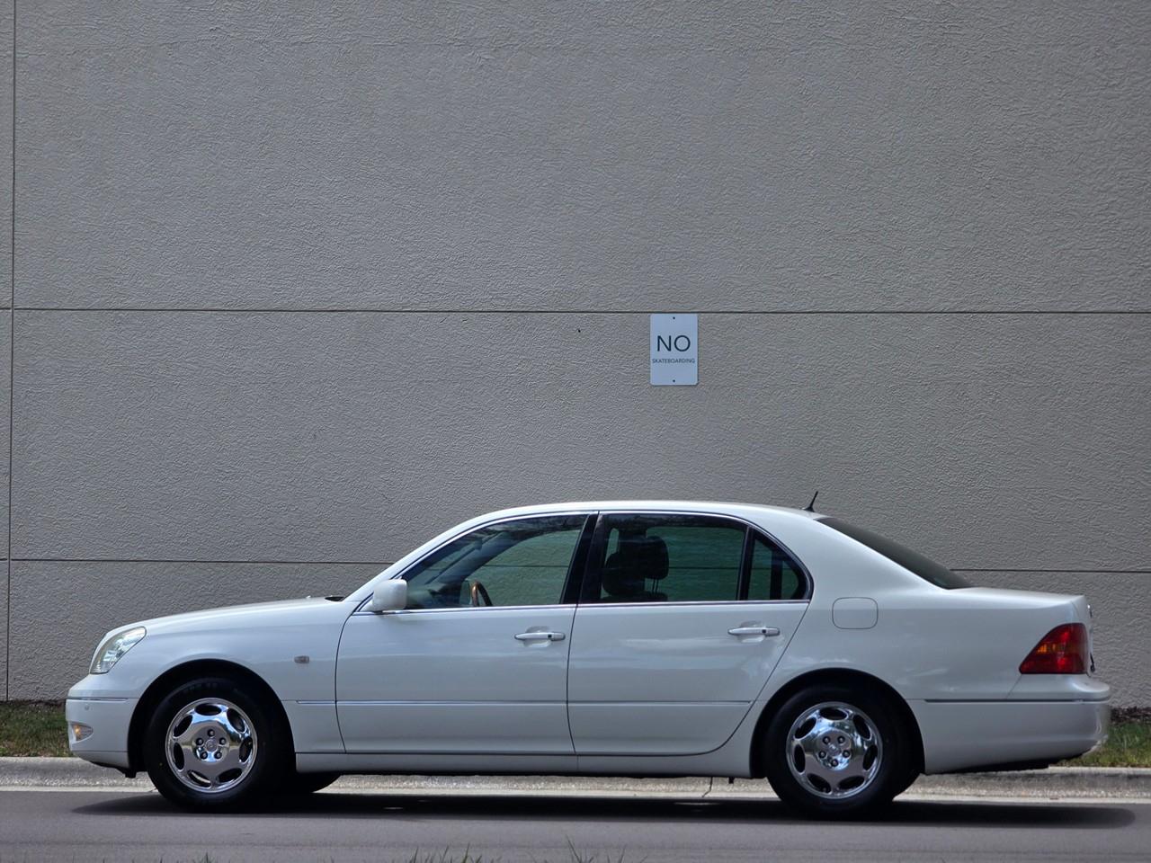 Toyota Celsior  2000