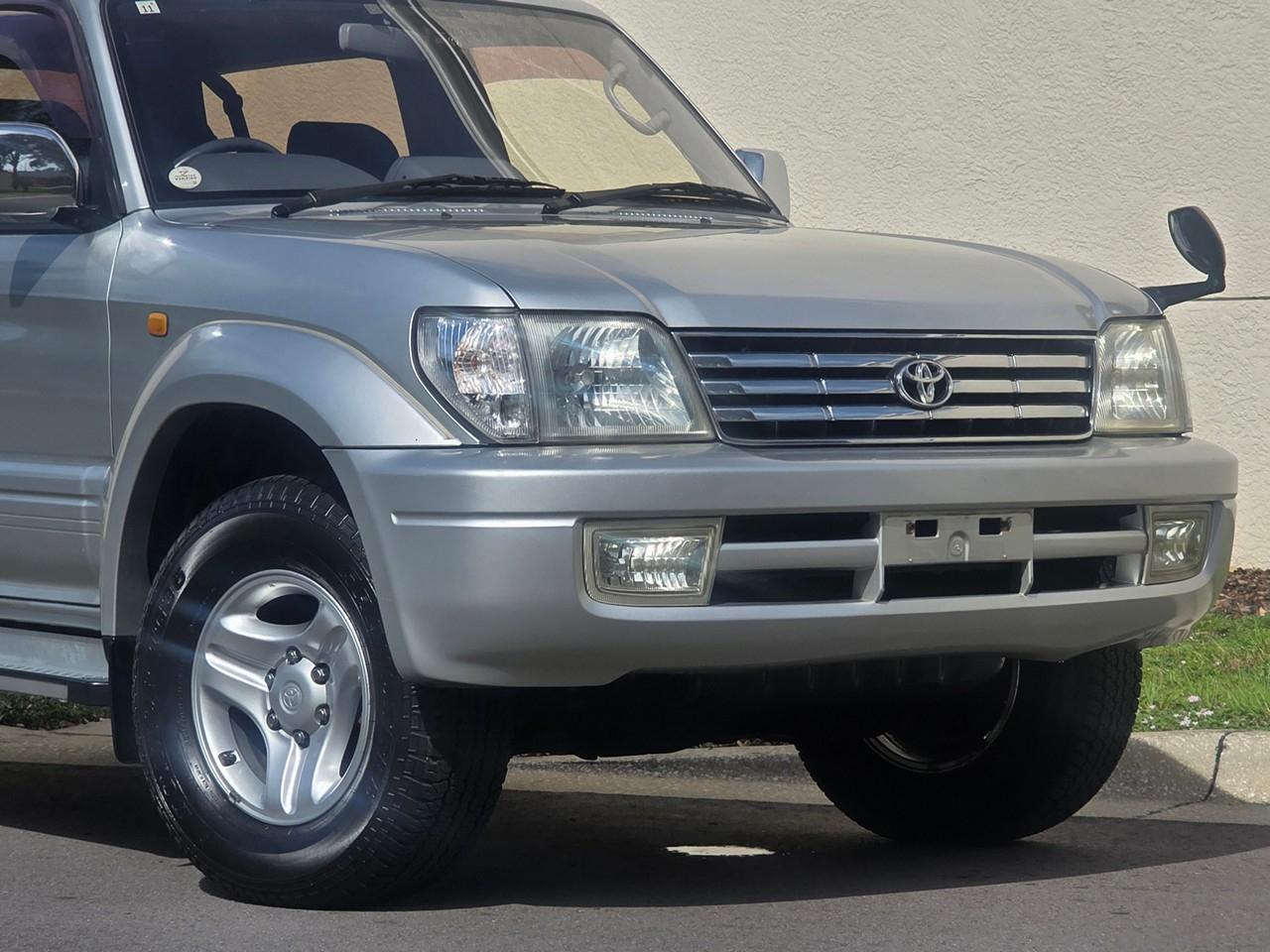 Toyota Land Cruiser Prado  2001