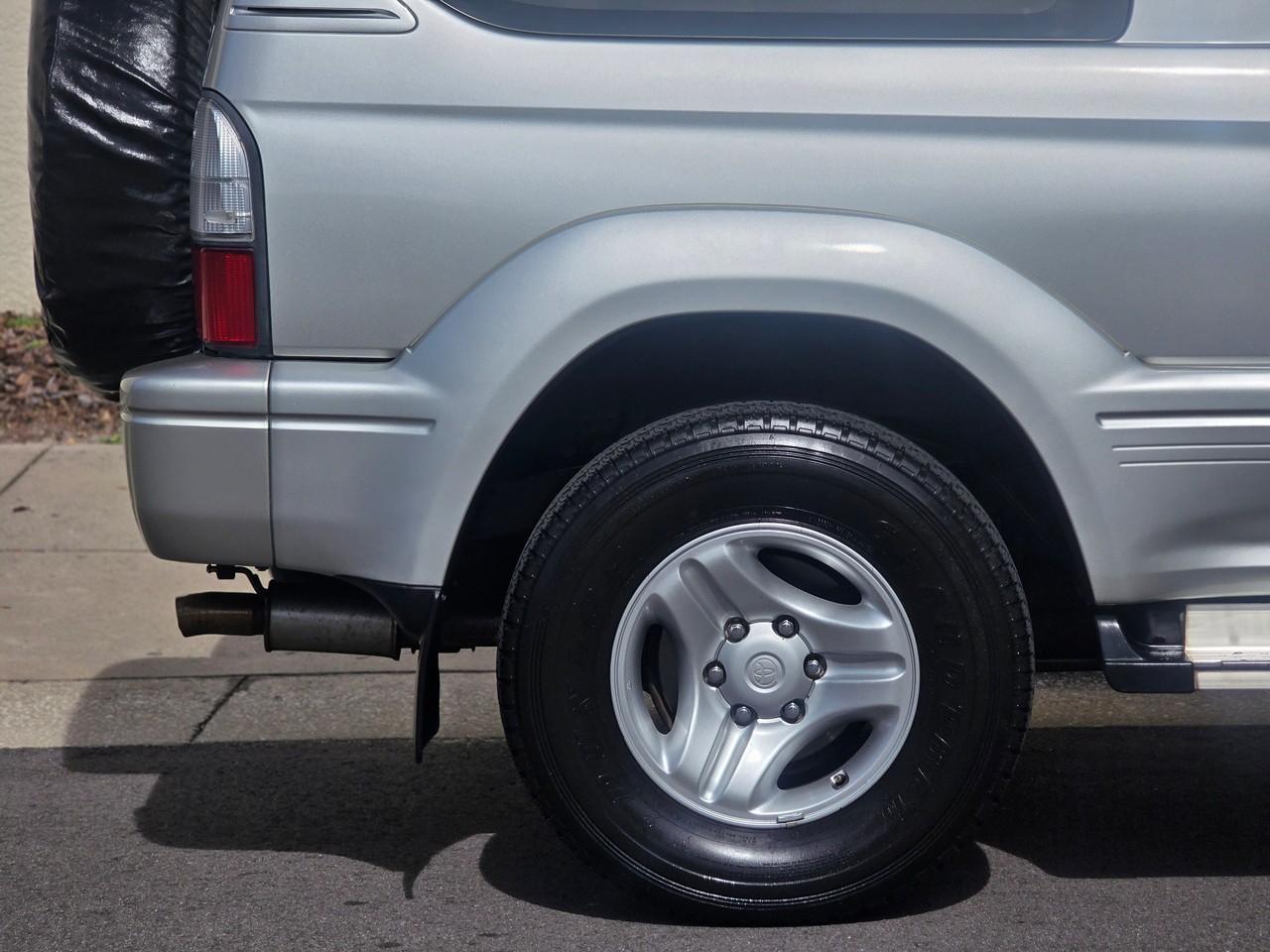 Toyota Land Cruiser Prado  2001