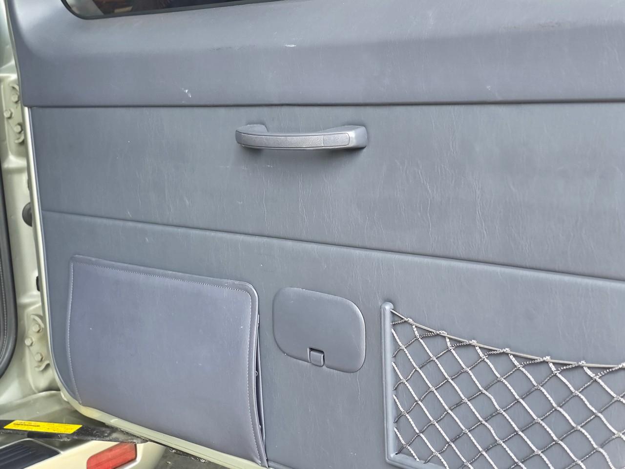 Toyota Land Cruiser Prado  2001