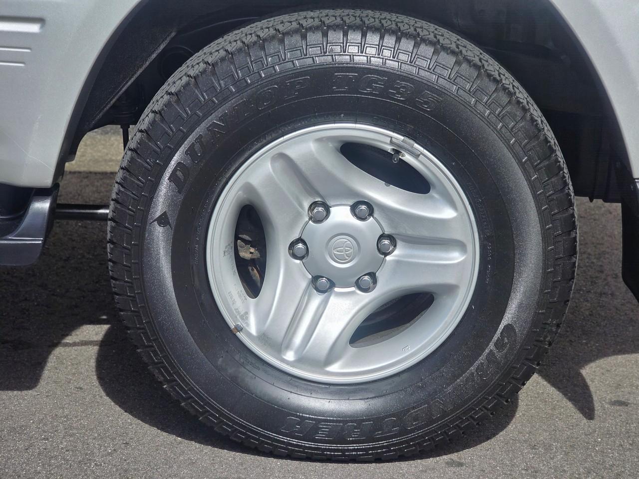 Toyota Land Cruiser Prado  2001