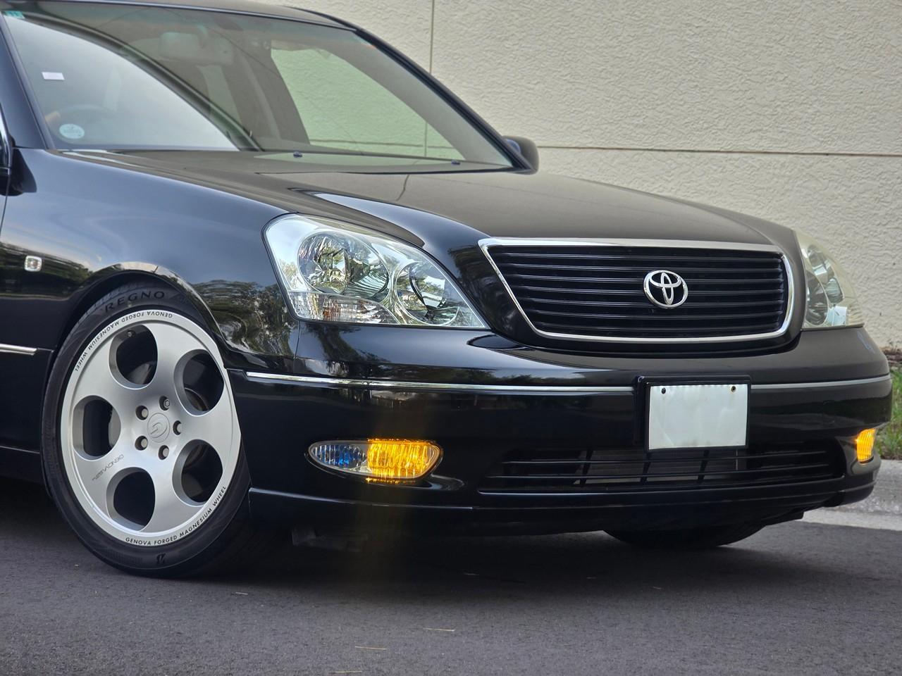 Toyota Celsior  2000