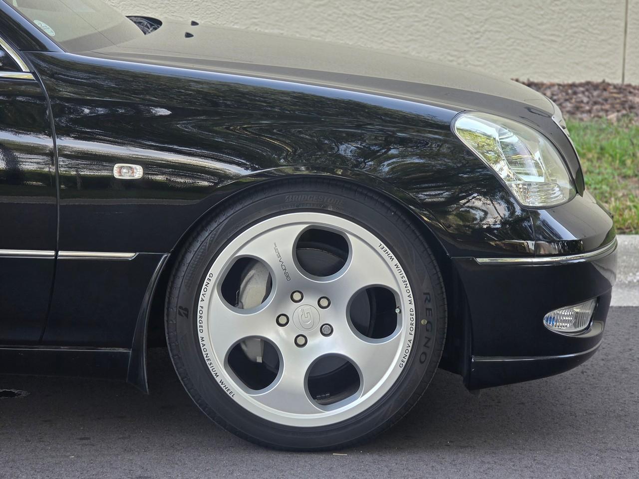Toyota Celsior  2000