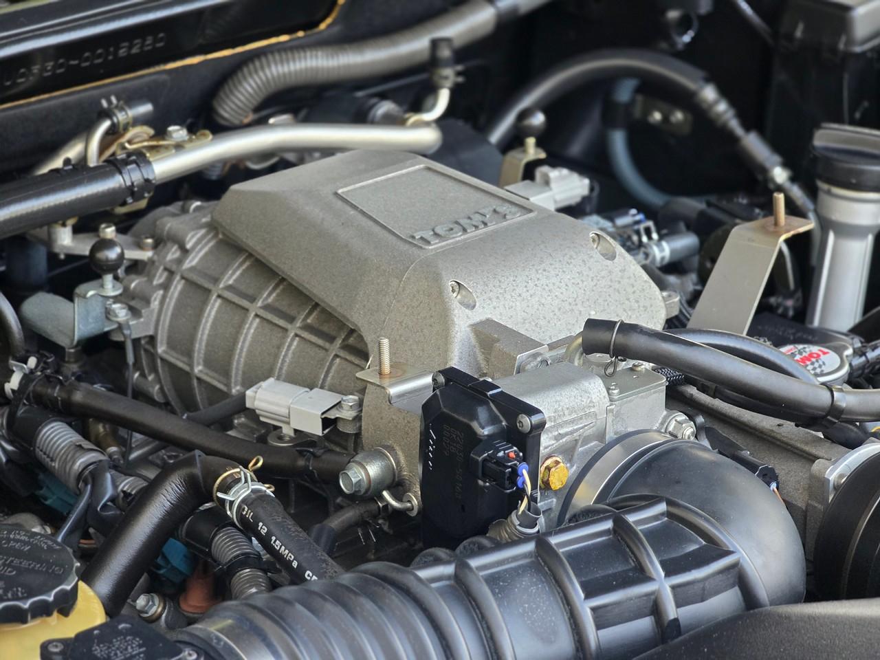 Toyota Celsior  2000