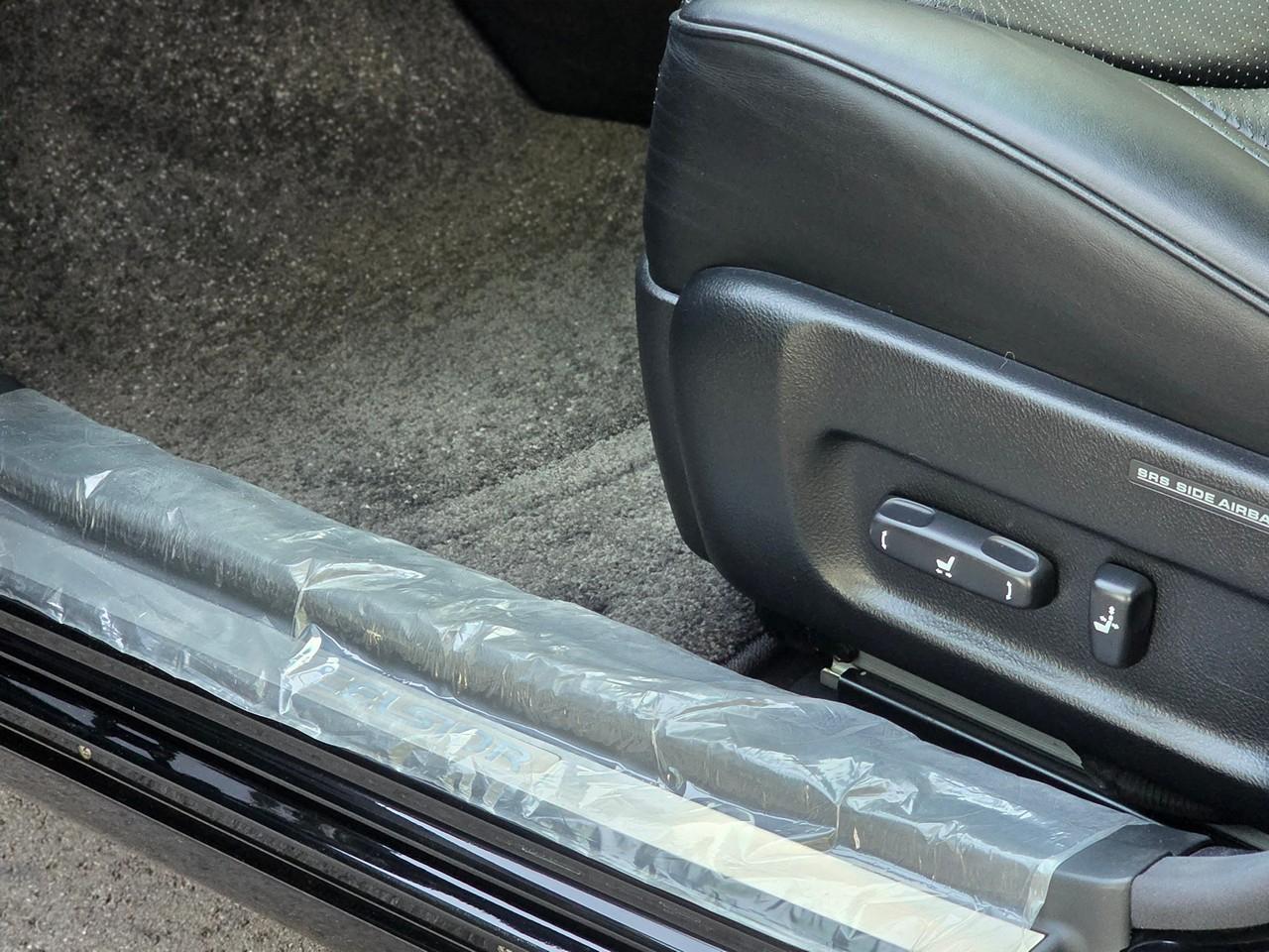Toyota Celsior  2000