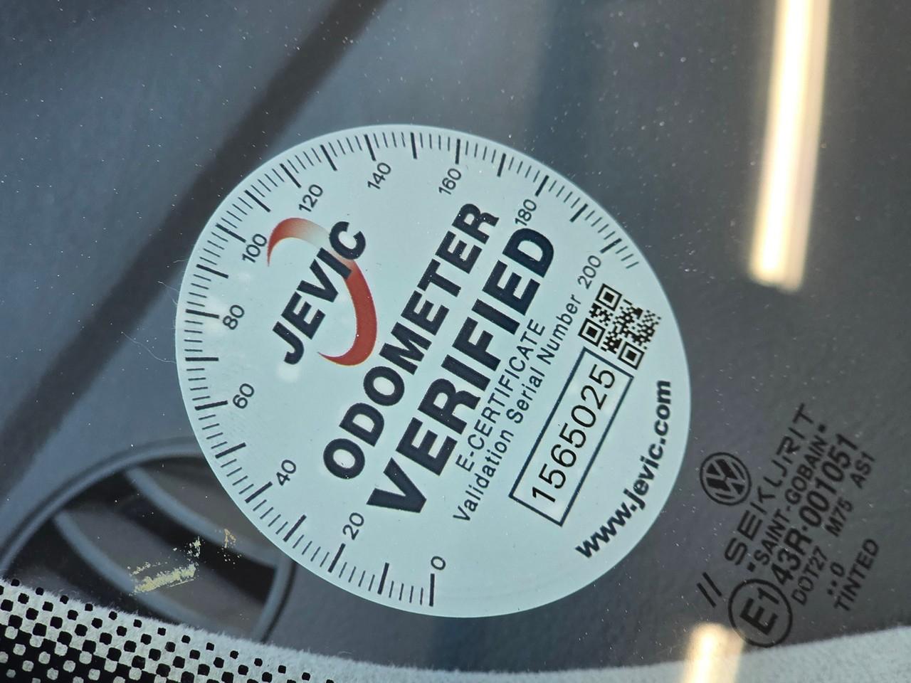 Volkswagen Golf  2000