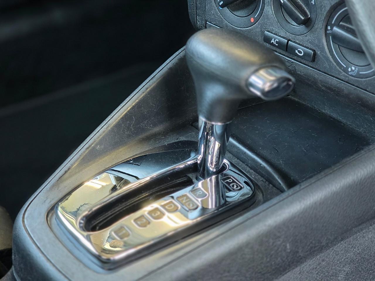 Volkswagen Golf  2000