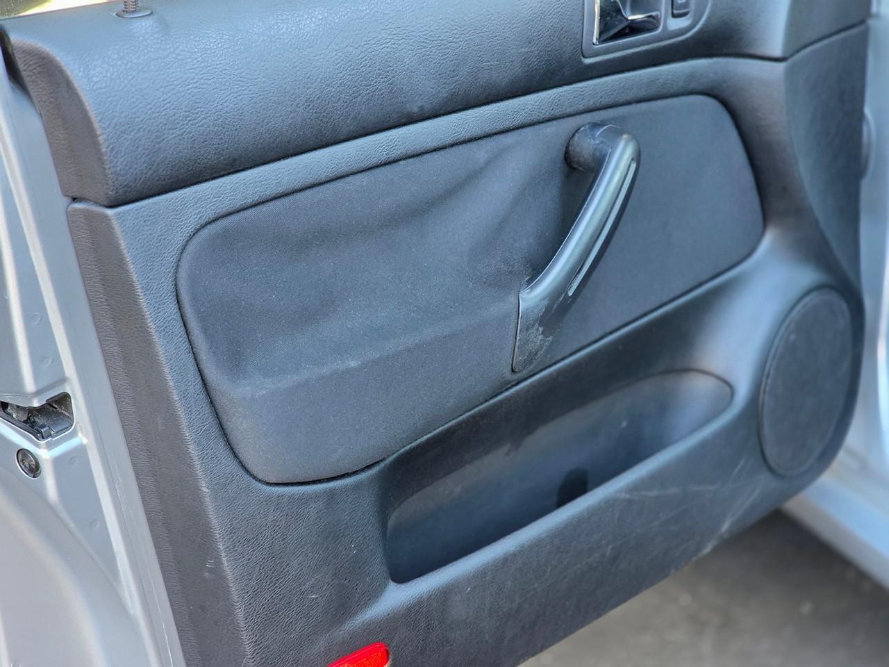 Volkswagen Golf  2000